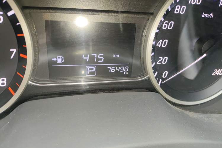 Used Nissan Sylphy 2019 1.6XV CVT Smart Connect Luxury Edition China VI Standard Odometer Close Up