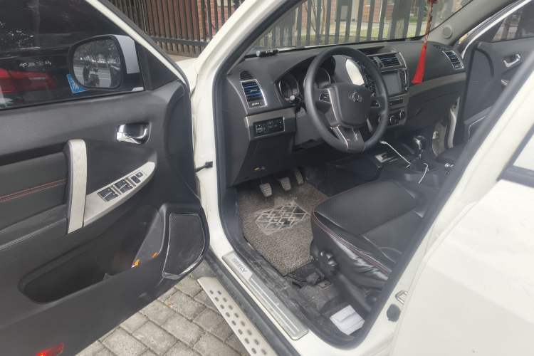 Used Geely Auto GX7 2015 Classic Edition 1.8L Manual Elite Model China V Standard