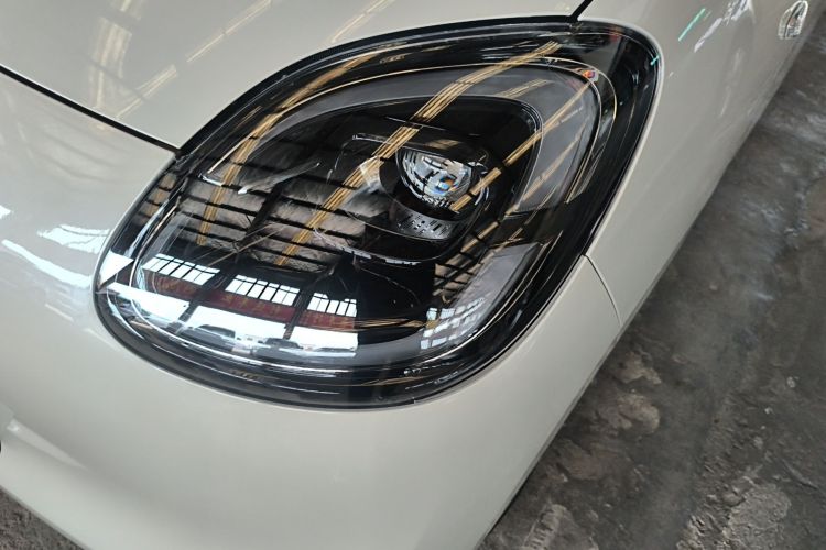 Used Wuling Hongguang MINIEV 2025 Four-Door Version Advanced Edition Left Front Headlight