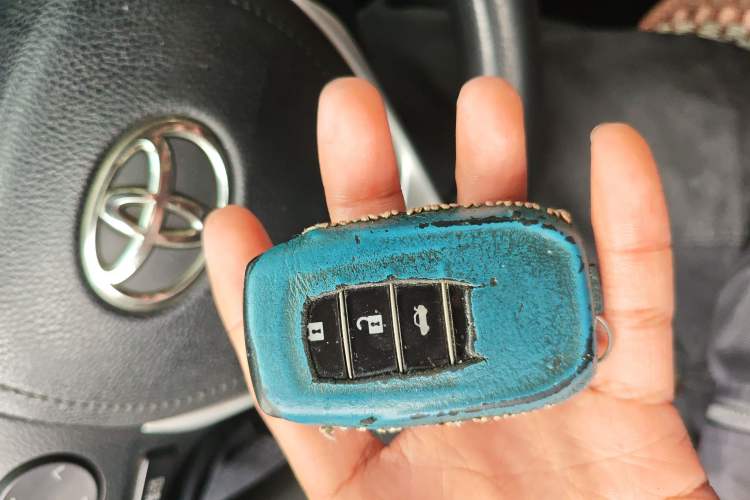 Used Toyota Corolla 2017 Revised Dual-Engine 1.8L E-CVT Leading Edition
