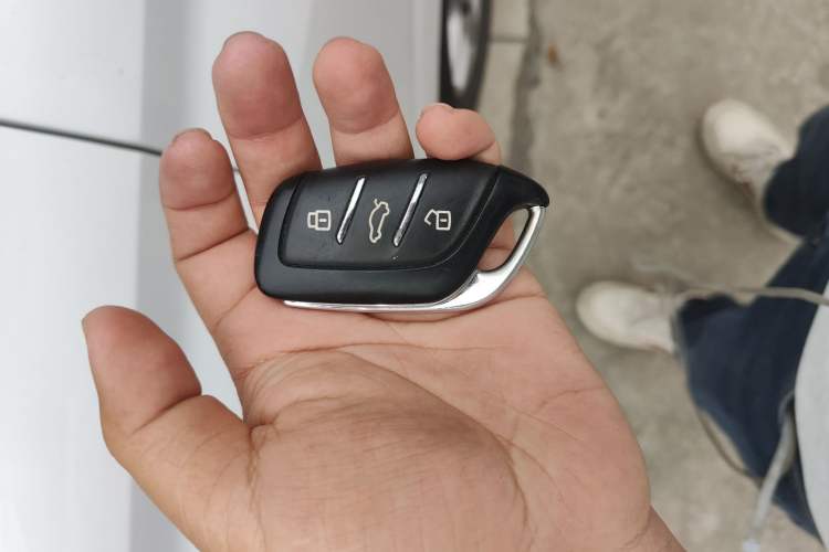 Used Roewe Clever 2022 311km QiQi BoBo Edition Interior 1