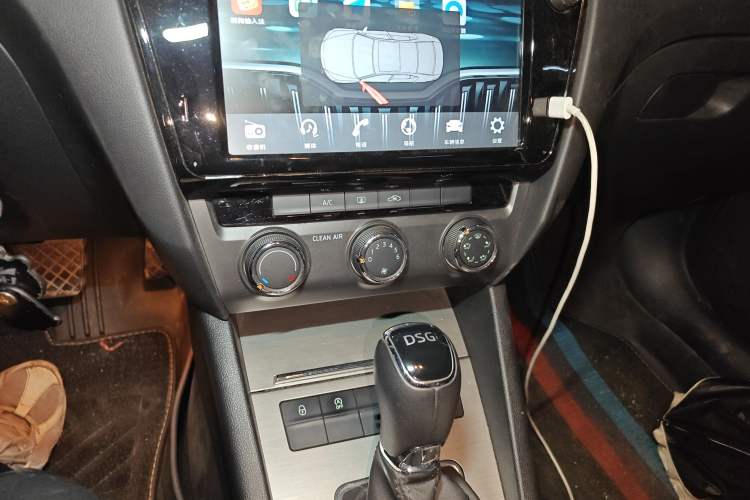 Used Skoda Octavia 2018 TSI230 DSG Luxury Edition