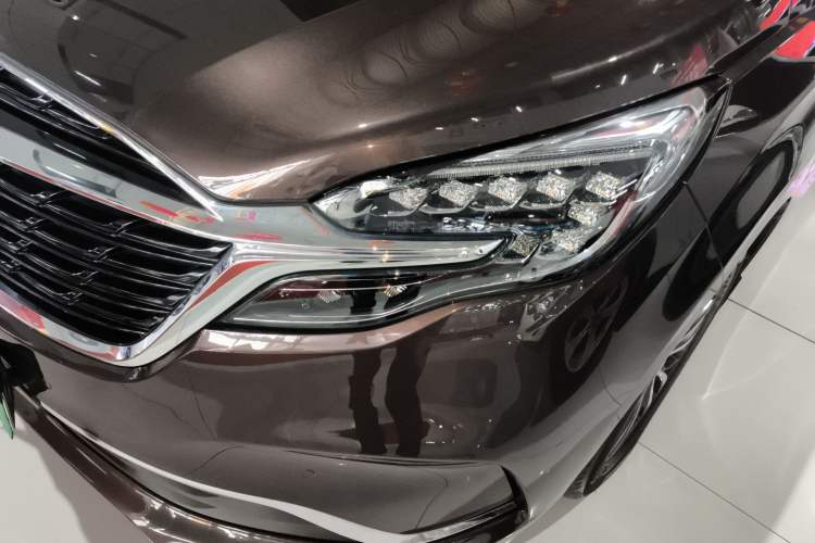 Used Buick GL8 2021 ES Land Cruiser 653T Luxury Edition