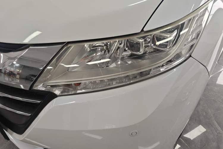 Used Honda Odyssey 2015 2.4L Smart Edition Left Front Headlight