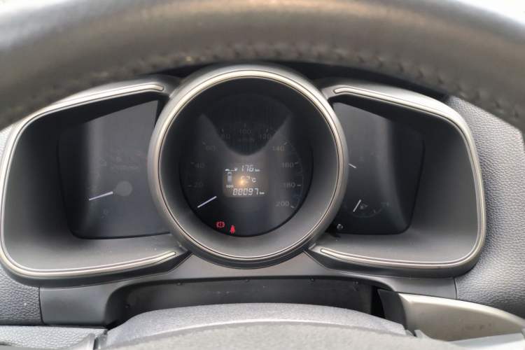 Used CHANGAN OSHAN CX70 2016 1.6L Manual Luxury Model
