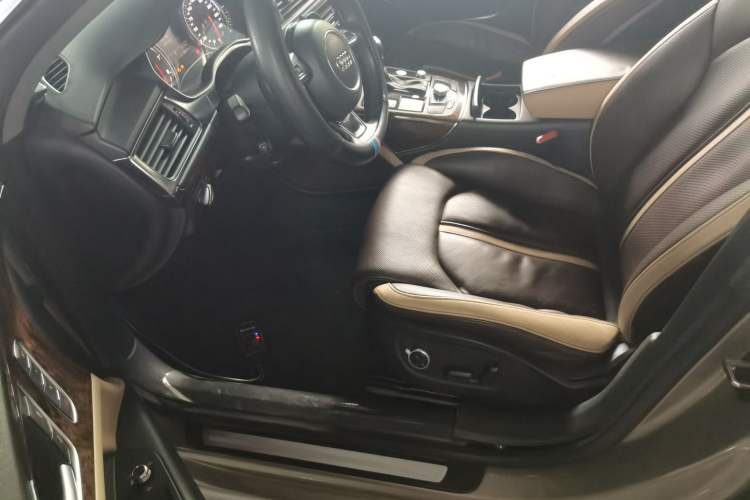 Used Audi A7 2014 50 TFSI quattro Comfort Model Left Front Seat