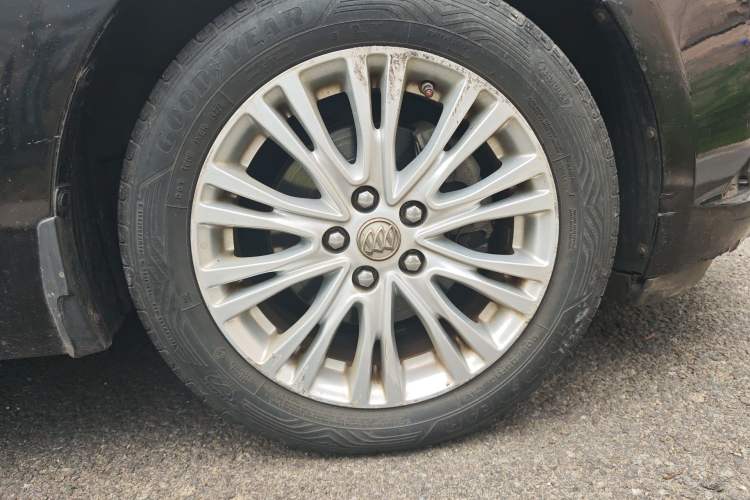 Used Buick GT 2015 15N Automatic Elite Version
