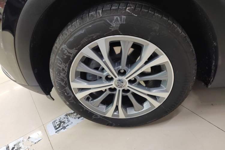 Used Buick Envision 2021 Encore Plus 652T Five-Seat Luxury Model
