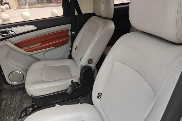 Used HYOSOW H3 2016 H3F 1.5L Manual Luxury Model Left Rear Seat