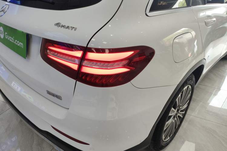 Used Mercedes-Benz GLC 2017 GLC 260 4MATIC Dynamic Edition
