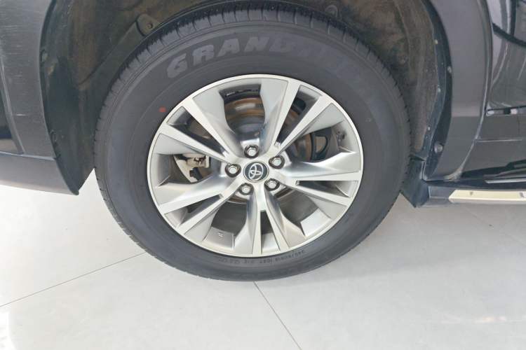 Used Toyota Highlander 2018 2.0T Four-Wheel Drive Elite Edition 7 Seats China VI Standard
