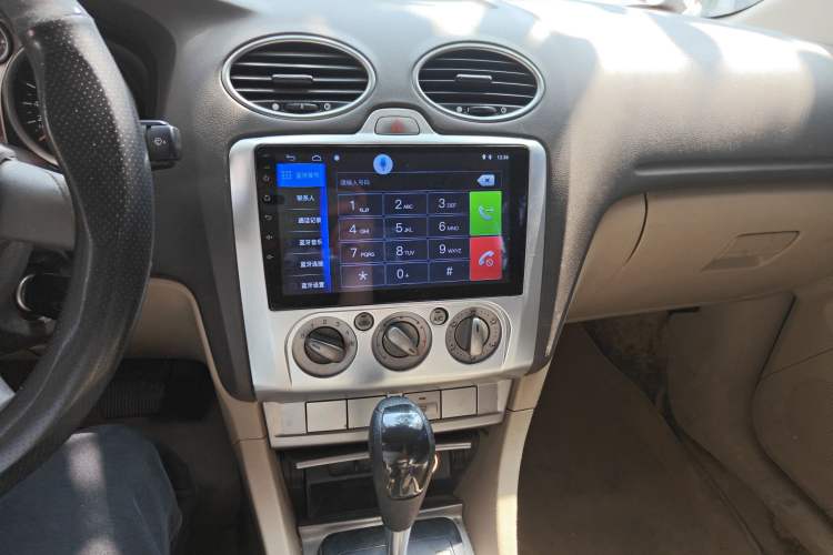 Used Ford Focus 2009 Sedan 1.8L Automatic Fashion Edition