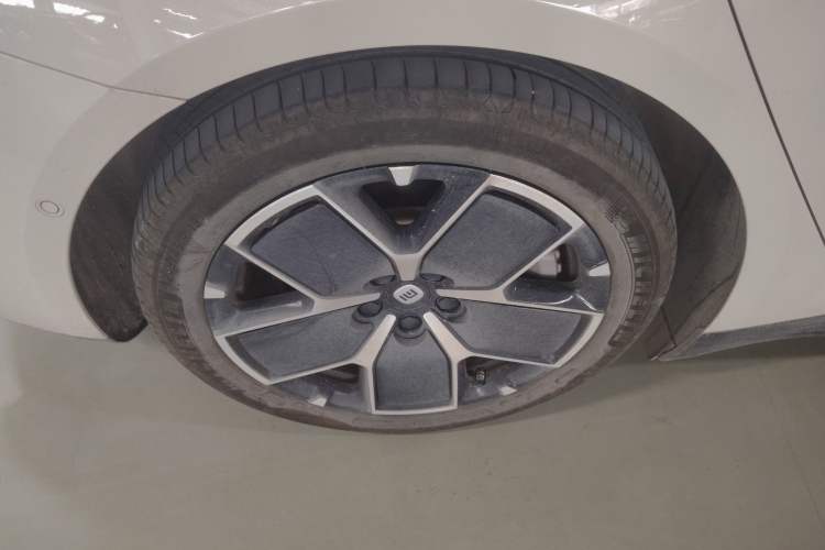 Used Xiaomi Auto SU7 2024 Rear-Drive Ultra-Long Range Advanced Pro-Level Intelligent Driving Version