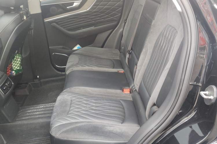 Used Hongqi HS5 2022 Revised Version 2.0T Smart Connect Flagship Edition