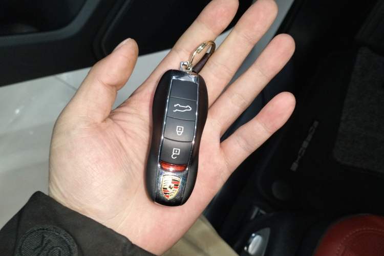 Used Porsche Macan 2024 Macan 2.0T