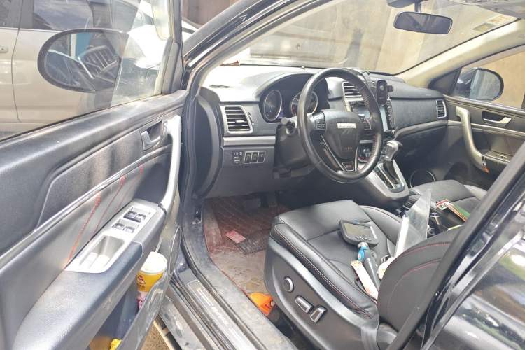 Used Haval H6 2015 Sport Edition 1.5T Automatic Two-Wheel Drive Luxury Model