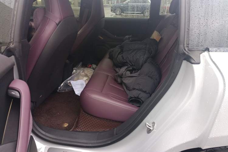 Used Nio ET5T 2024 75kWh Touring Left Rear Seat