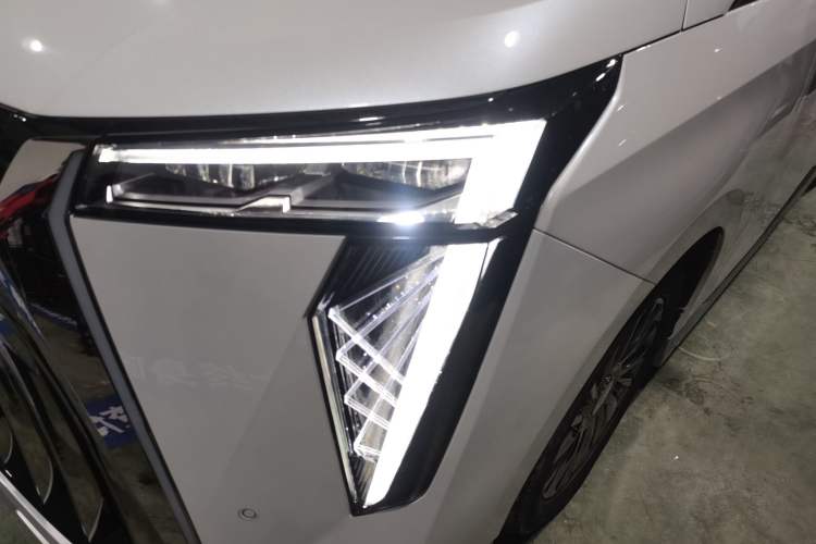 Used GAC Trumpchi M8 2023 Zongshi Series 400T Flagship Edition Left Front Headlight