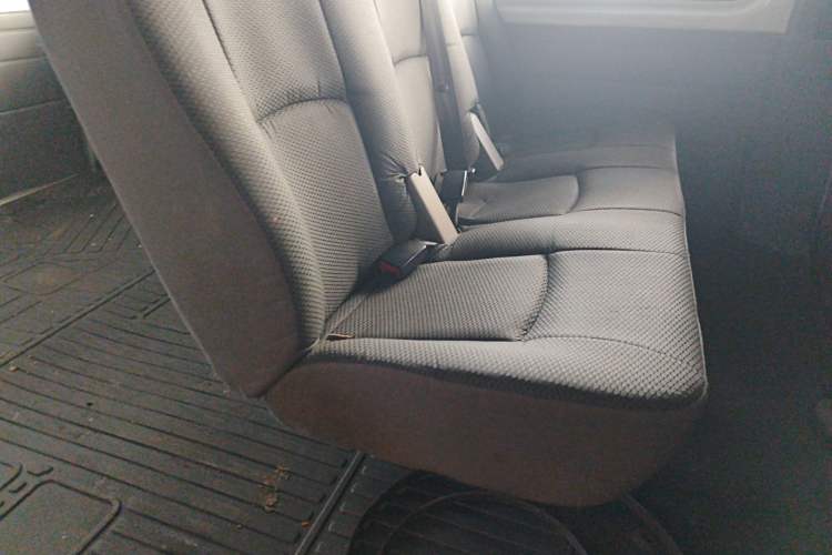 Used JMC Transit 2017 2.8T Commercial Version Short Wheelbase Mid-Roof 6/7/8-Seater JX493