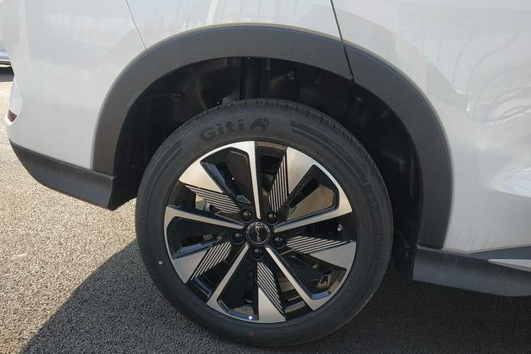 Used BYD Song PLUS New Energy 2025 DM-i 112KM Prestige Model
