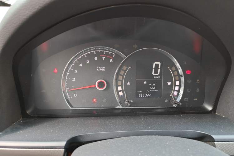 Used Roewe 350 2014 1.5L Manual Swift Edition
