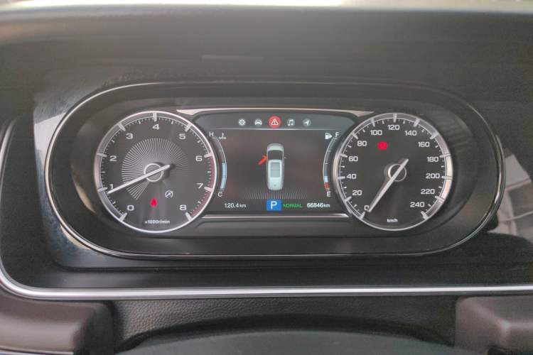 Used GAC Trumpchi M6 2019 270T DCT Luxury Edition (7-seater) China VI