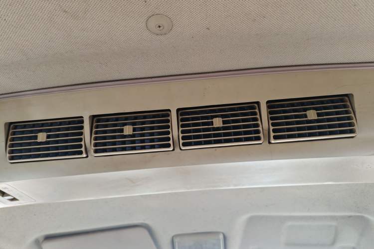 Used Dongfeng Xiaokang C37 2012 1.4L Entrepreneur II Type DK13-06
