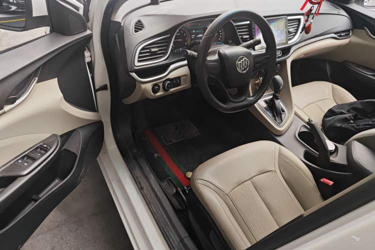 Used Buick GT 2016 15N Automatic Elite Edition Driver Seat