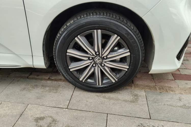 Used Honda Odyssey 2024 2.0L eHEV Sharp & Enjoy Edition
