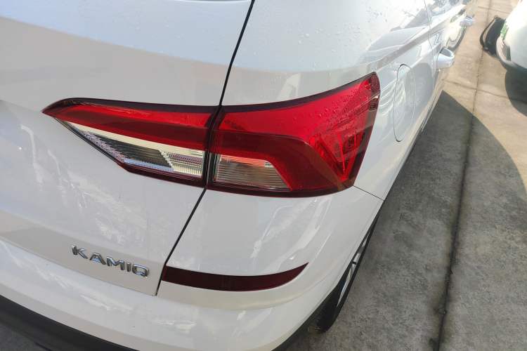 Used Skoda Kamiq 2020 1.5L Automatic Standard Edition Exterior 6