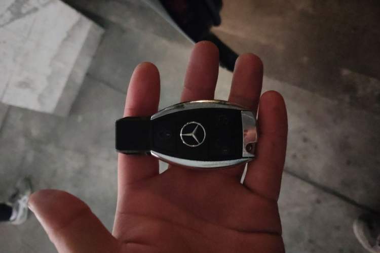 Used Mercedes-Benz R-Class 2017 R 320 4MATIC Business Edition Prestige Model