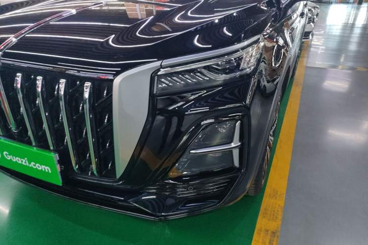 Used Hongqi HS5 2025 2.0T All-Wheel-Drive Flagship Pro Edition
