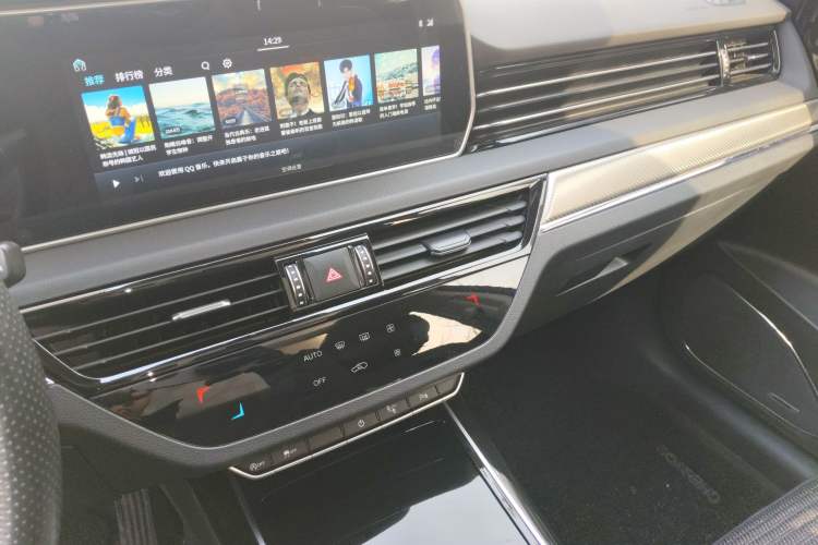 Used Hongqi HS5 2019 2.0T Smart Connect Flagship Edition
