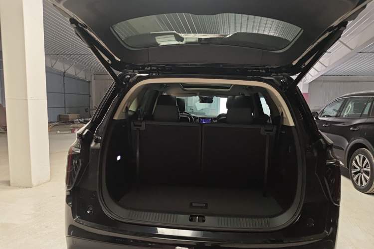 Used Hongqi HS7 PHEV 2024 2.0T PHEV Four-Wheel-Drive Flagship Edition 6 Seats
