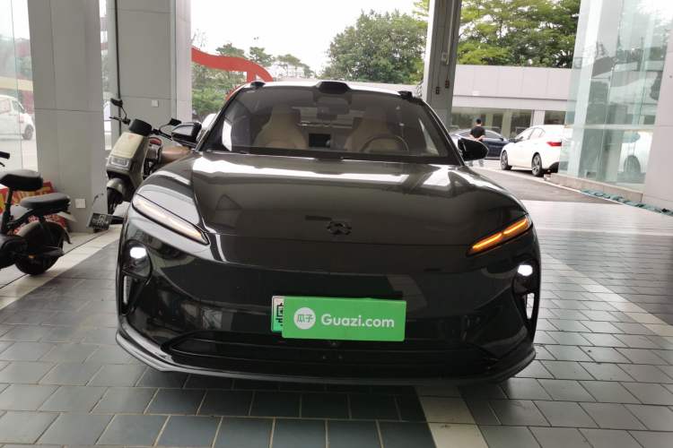 Used Nio ET5 2024 75 kWh Front