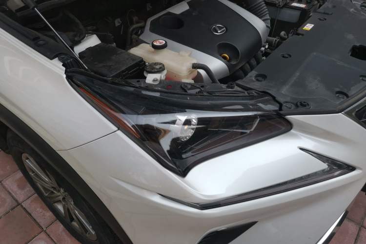 Used Lexus NX 2020 200 All-Wheel Drive Fēngshàng Version China VI Standard Right Front Headlight