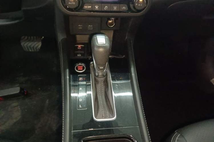 Used Nissan Kicks 2022 1.5L CVT XV Luxury Edition