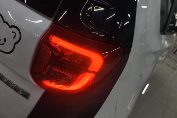 Used Chery New Energy Little Ant 2022 Sweet Pink Edition Half-Sugar Version Lithium Iron Phosphate 30 kW 301 km