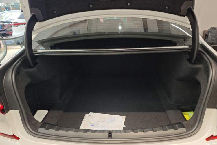 Used BMW 3 Series 2022 Updated 325Li M Sport Package Trunk