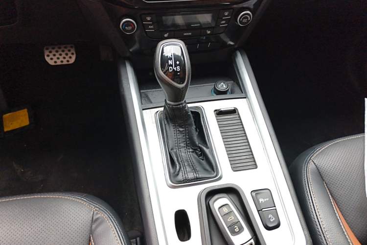 Used Geely Auto Vision X6 2016 1.3T CVT Flagship Model