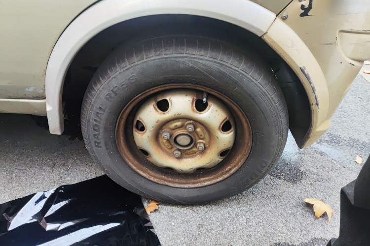 Used CHANGAN KAICHENG Star 2009 1.0L-SC6363B-JL465Q Right Front Wheel Hub