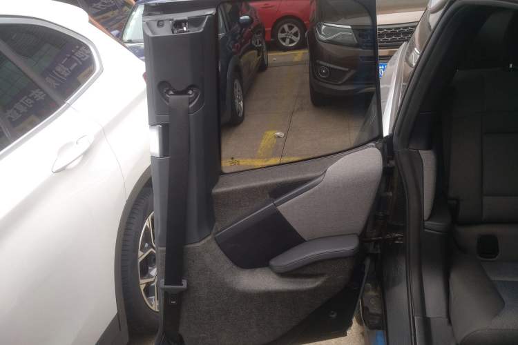 Used BMW i3 2016 Upgraded Deluxe Edition