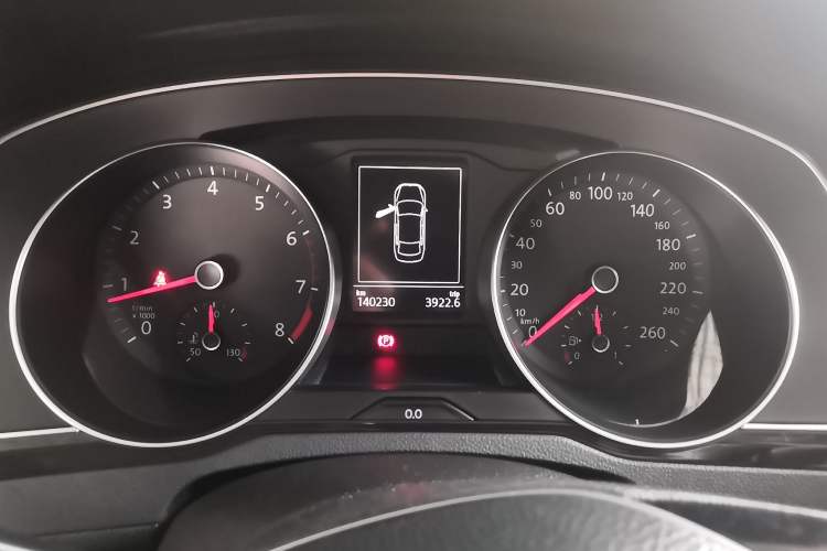 Used Volkswagen Magotan 2019 330TSI DSG Luxury Model China V Standard Instrument Cluster