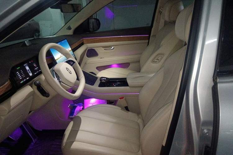 Used Hima AITO M7 2024 1.5T Intelligent Driving 4WD Max Edition 5 Seats