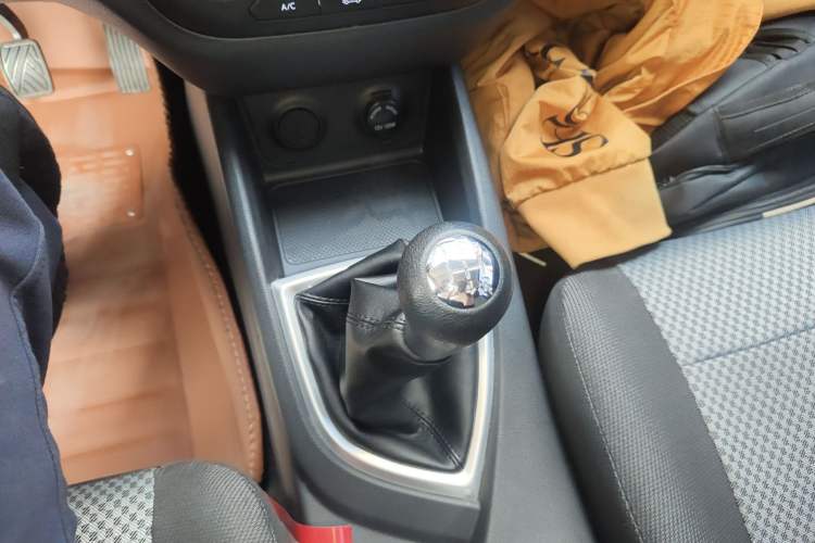 Used CHANGAN KAICHENG Ounuo S 2021 1.5L Ono S Smart Edition Dual-Steaming Air-Conditioned Bus JL473QG Gear Lever