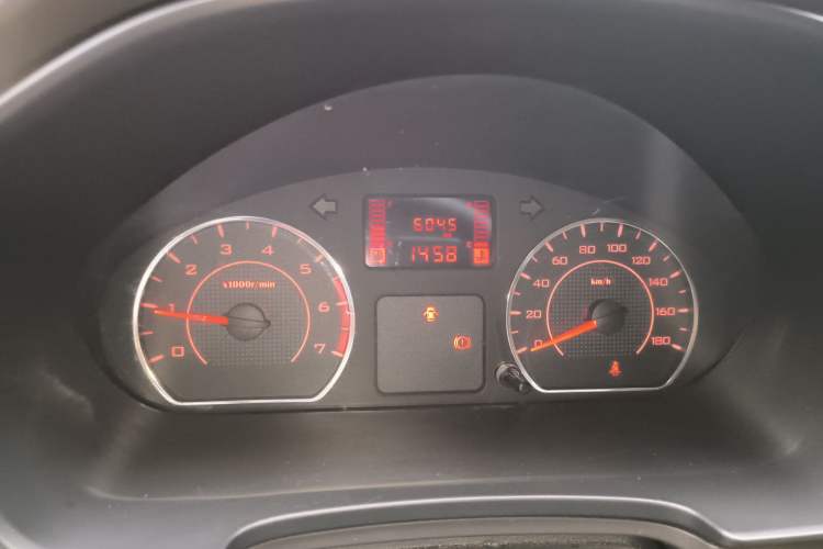 Used Wuling Hongguang V 2022 1.5L Jingqu Edition Electric-Assist LAR Instrument Cluster