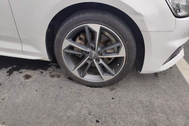 Used Audi A4L 2019 40 TFSI Ambition Version China V