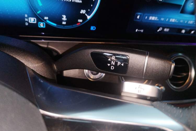 Used Mercedes-Benz E-Class 2021 E 300 L Sporty and Stylish Model