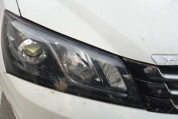 Used Geely Auto Emgrand 2014 Hatchback 1.5L Manual Fashion Edition
