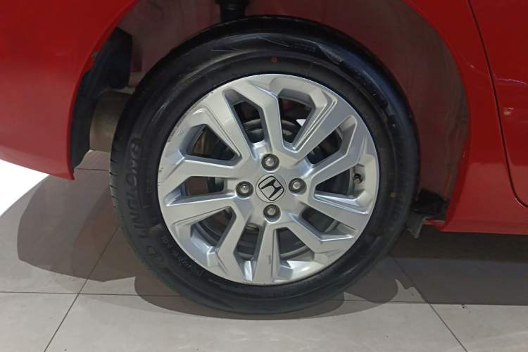 Used Honda Fit 2018 1.5L CVT Comfort Sunroof Version